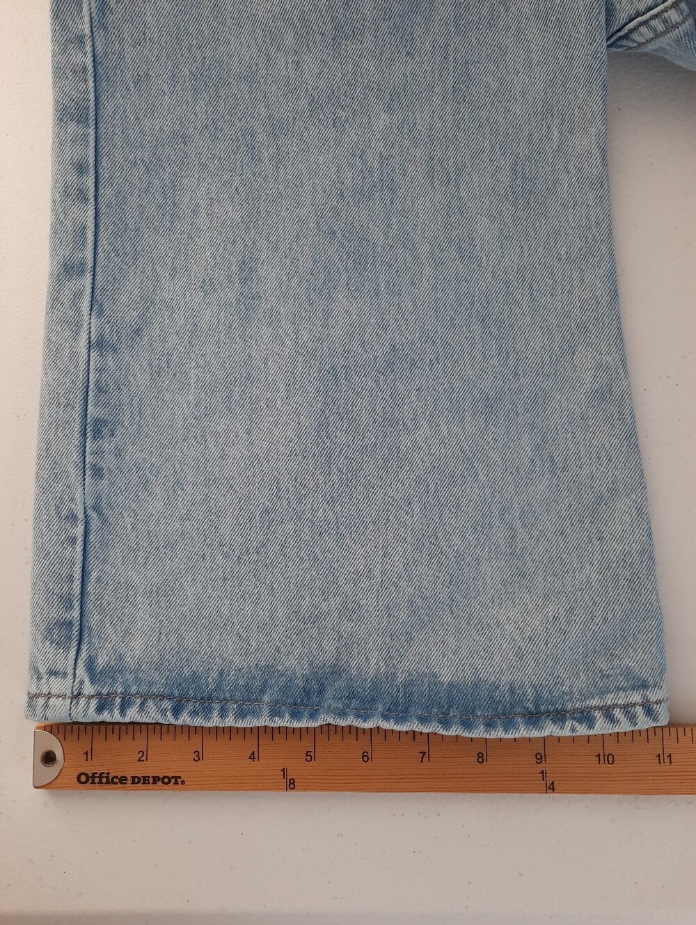 Levi's Middy Loose Boot Mid Rise Wide Leg Bootcut Jeans Easy Days Medium Wash 29 - Picture 14 of 14
